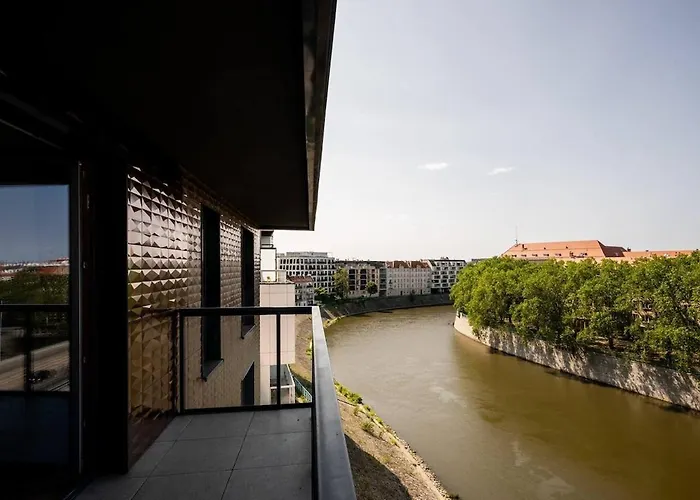 Azure Riverside - Center Wrocław