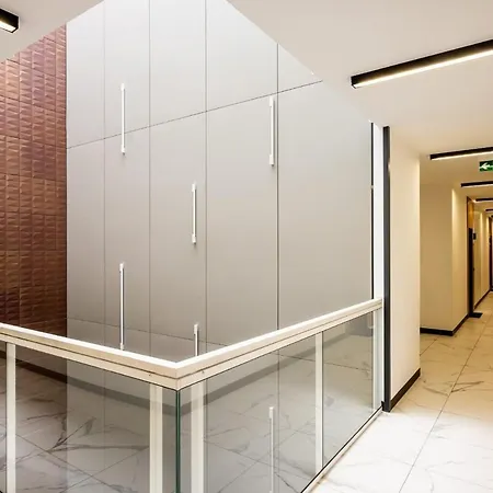 Azure View - Center & Balcony View شقة فروتسواف